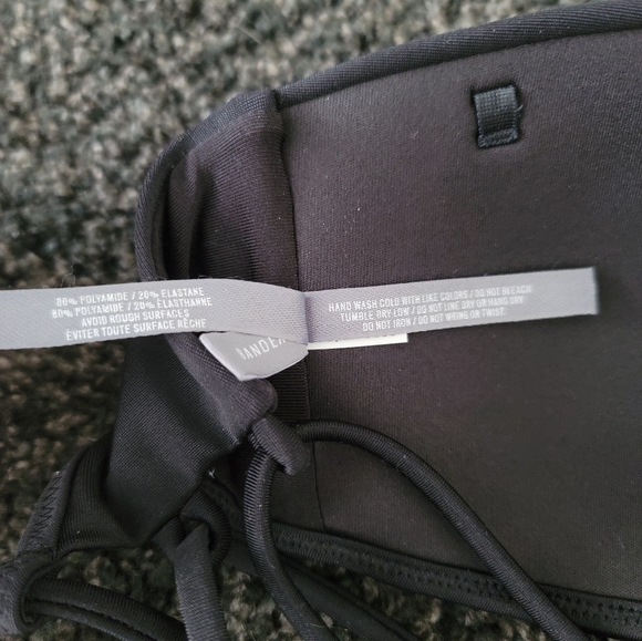 NWOT Aerie XS adjustable black swim strapless bandeau - Picture 8 of 8